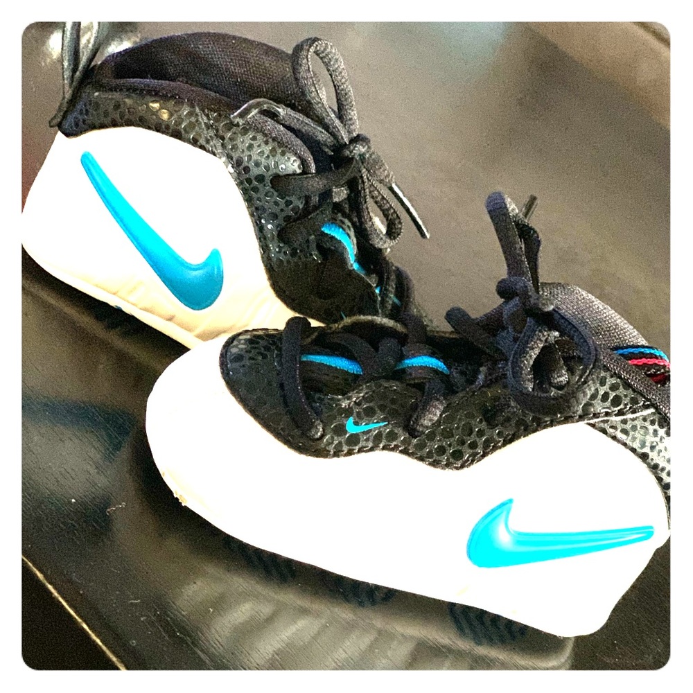 Baby Nike shoes size 3c